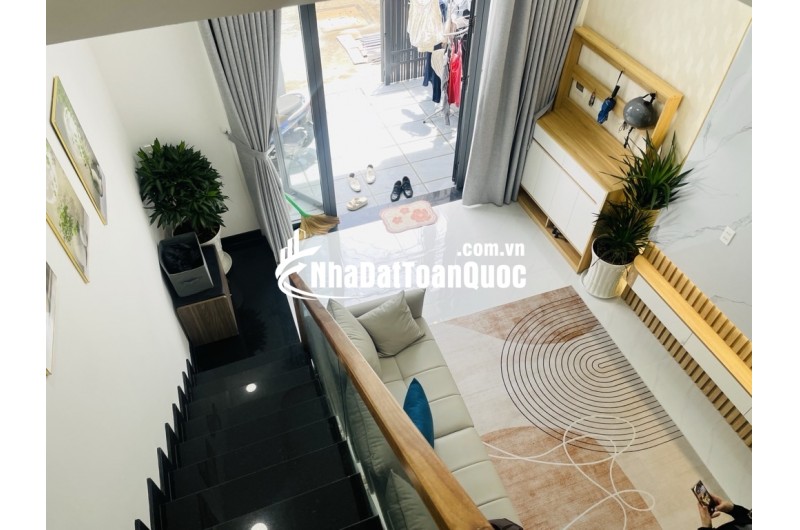 BÁN NHÀ ĐẸP 5.25 TỶ PHƯỜNG LONG TRƯỜNG, QUẬN 9 GẦN ĐƯỜNG NGUYỄN DUY TRINH